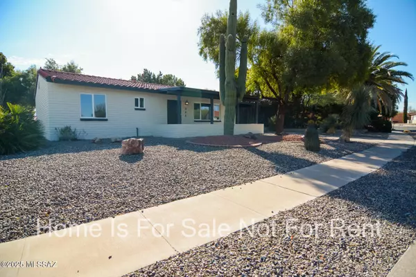 Green Valley, AZ 85614,965 S La Higuera