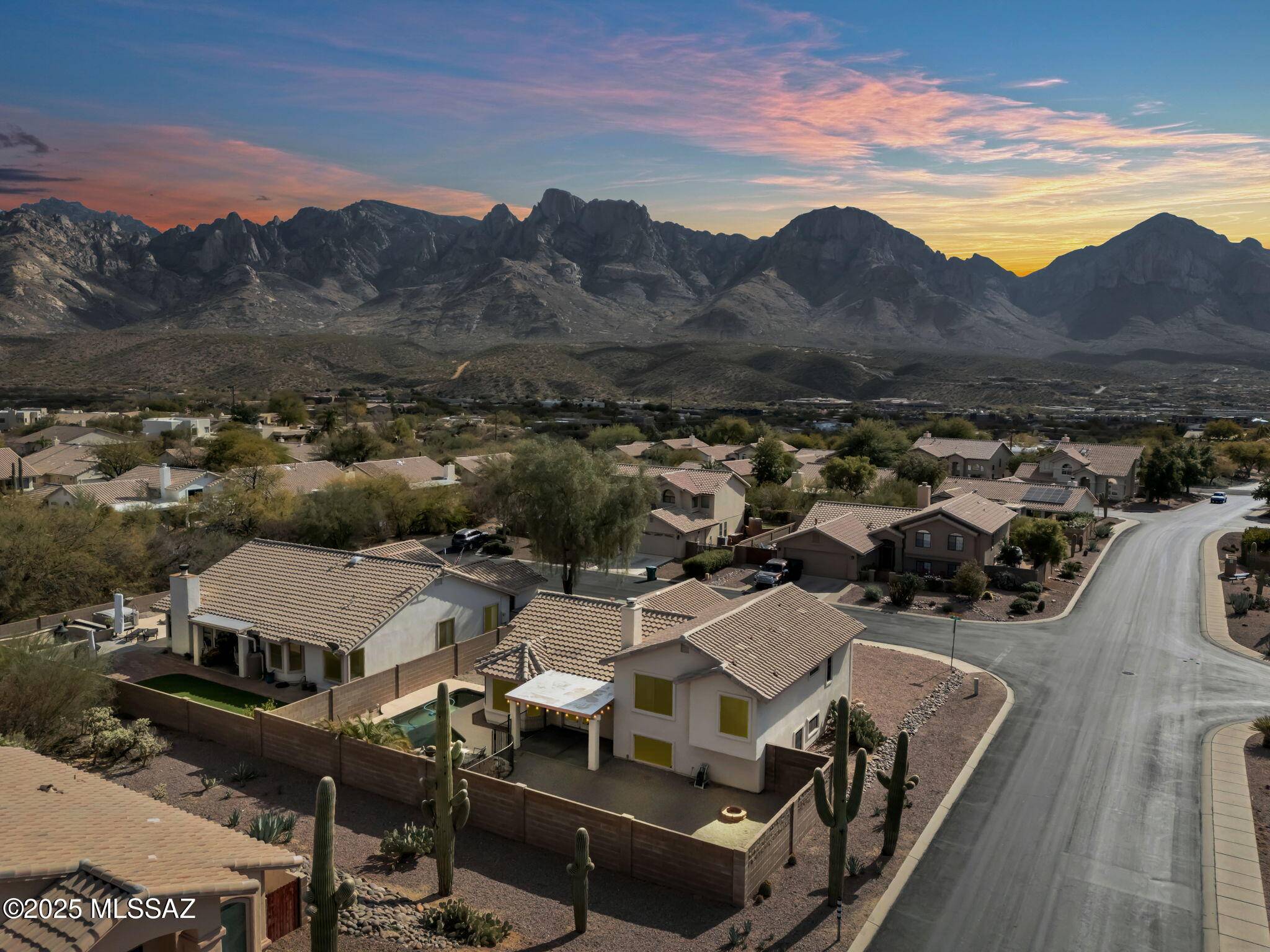 1511 E Triton Place, Tucson, AZ 85737