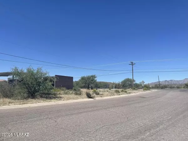 Nogales, AZ 85648,1237 W Frontage Road #37