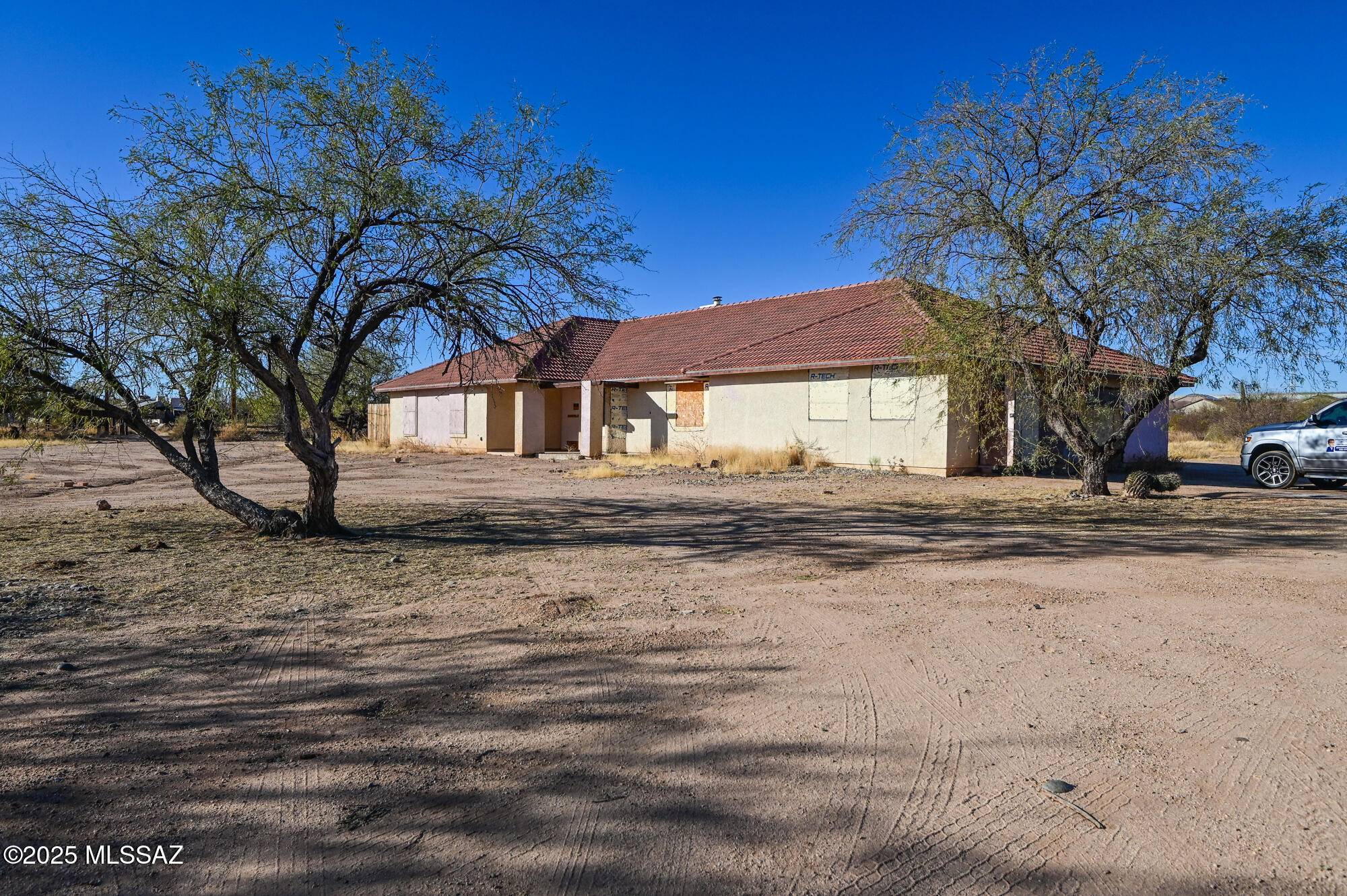800 W Camino Rancheria, Sahuarita, AZ 85629