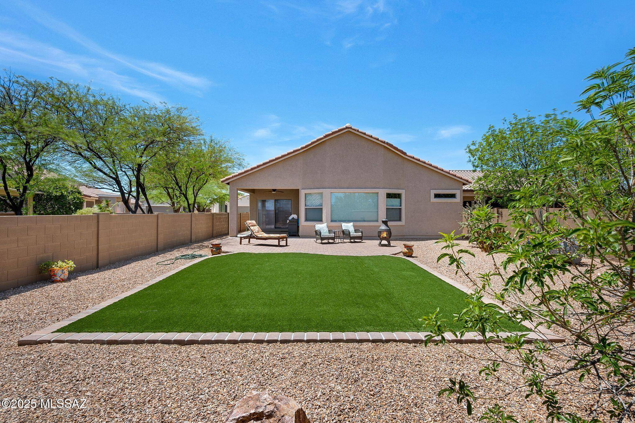 Sahuarita, AZ 85629,188 W Calle Moncayo