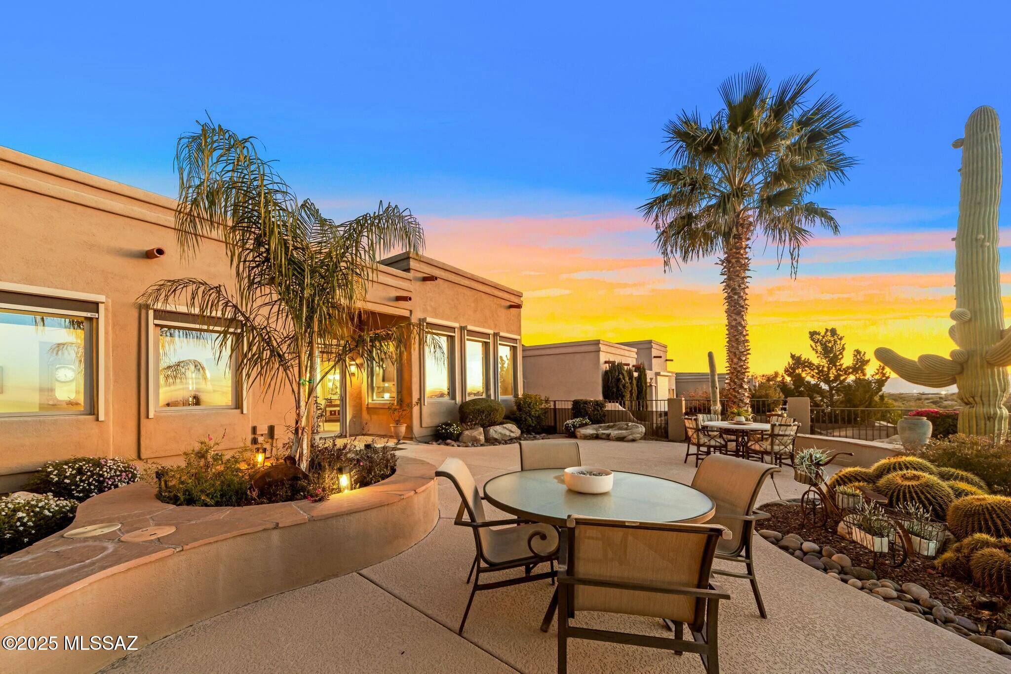 9810 N Ridge Shadow Place, Tucson, AZ 85704