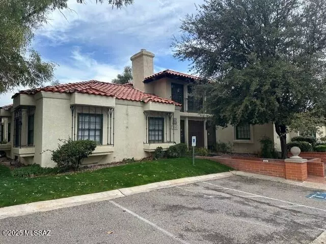 1200 N El Dorado Place #B, Tucson, AZ 85715
