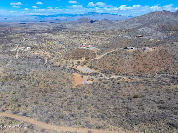 Vail, AZ 85641,19293 S Sonoita Highway