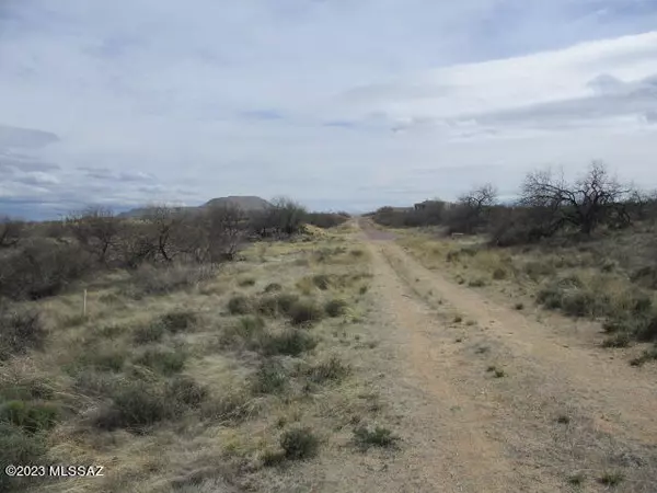 Sahuarita, AZ 85629,18535 S Bonanza Gold Drive #B