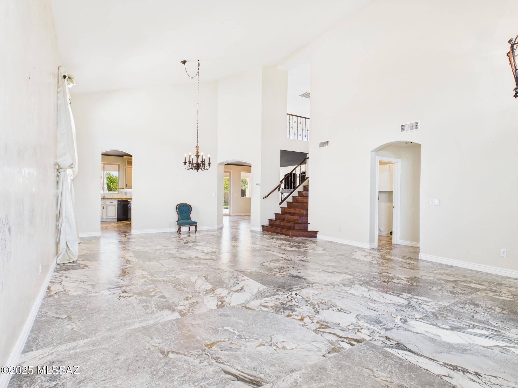 Oro Valley, AZ 85755,13258 N Pioneer Way
