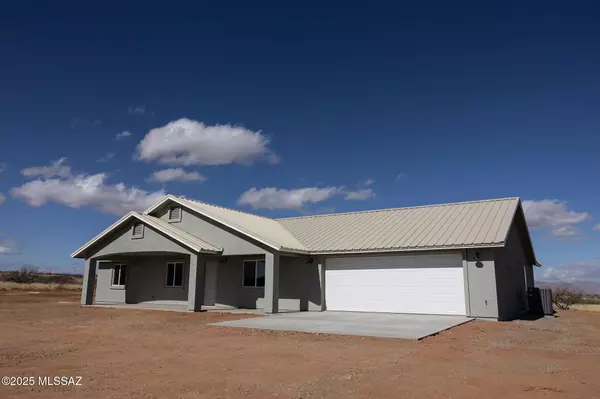 Benson, AZ 85602,1566 S Canyon Overlook Trail