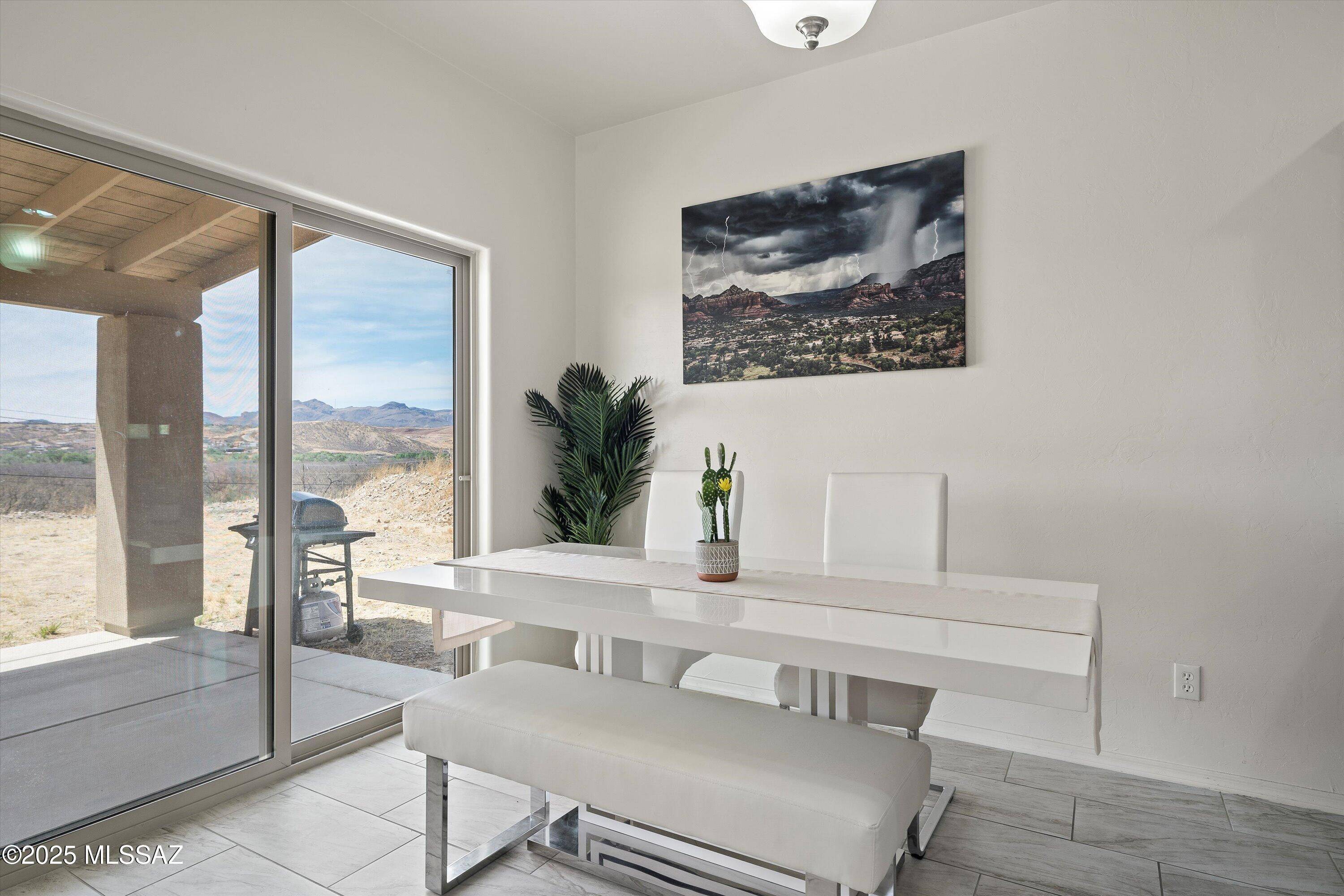 Rio Rico, AZ 85648,190 Circulo Silva