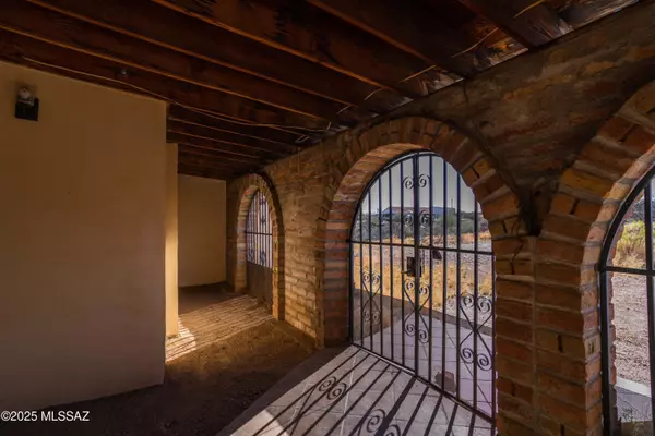 Green Valley, AZ 85622,4120 W Calle Dos