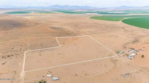 12.7 Acres High Valley Lane #-, Pearce, AZ 85625