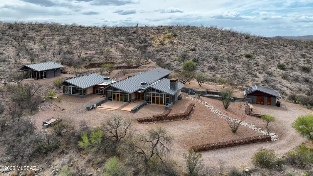 18474 E Cactus Hill Road, Vail, AZ 85641