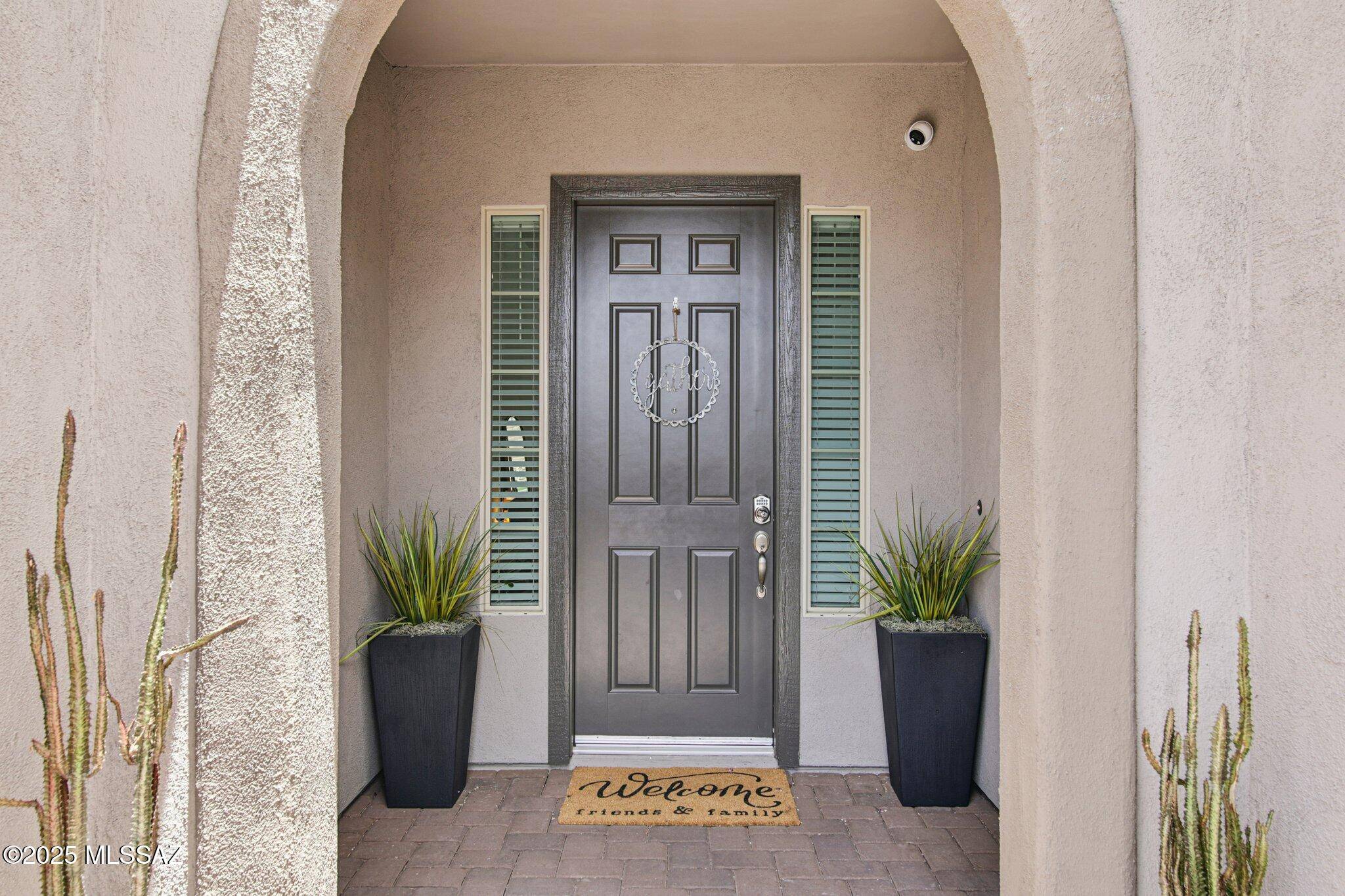 Oro Valley, AZ 85755,470 W Red Ribbon Lane