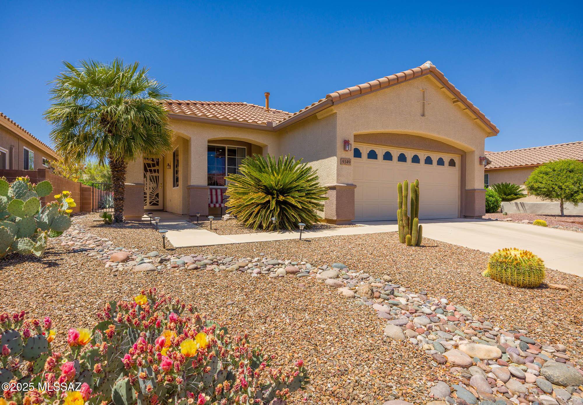 9349 N Sombrero Canyon Drive, Tucson, AZ 85743