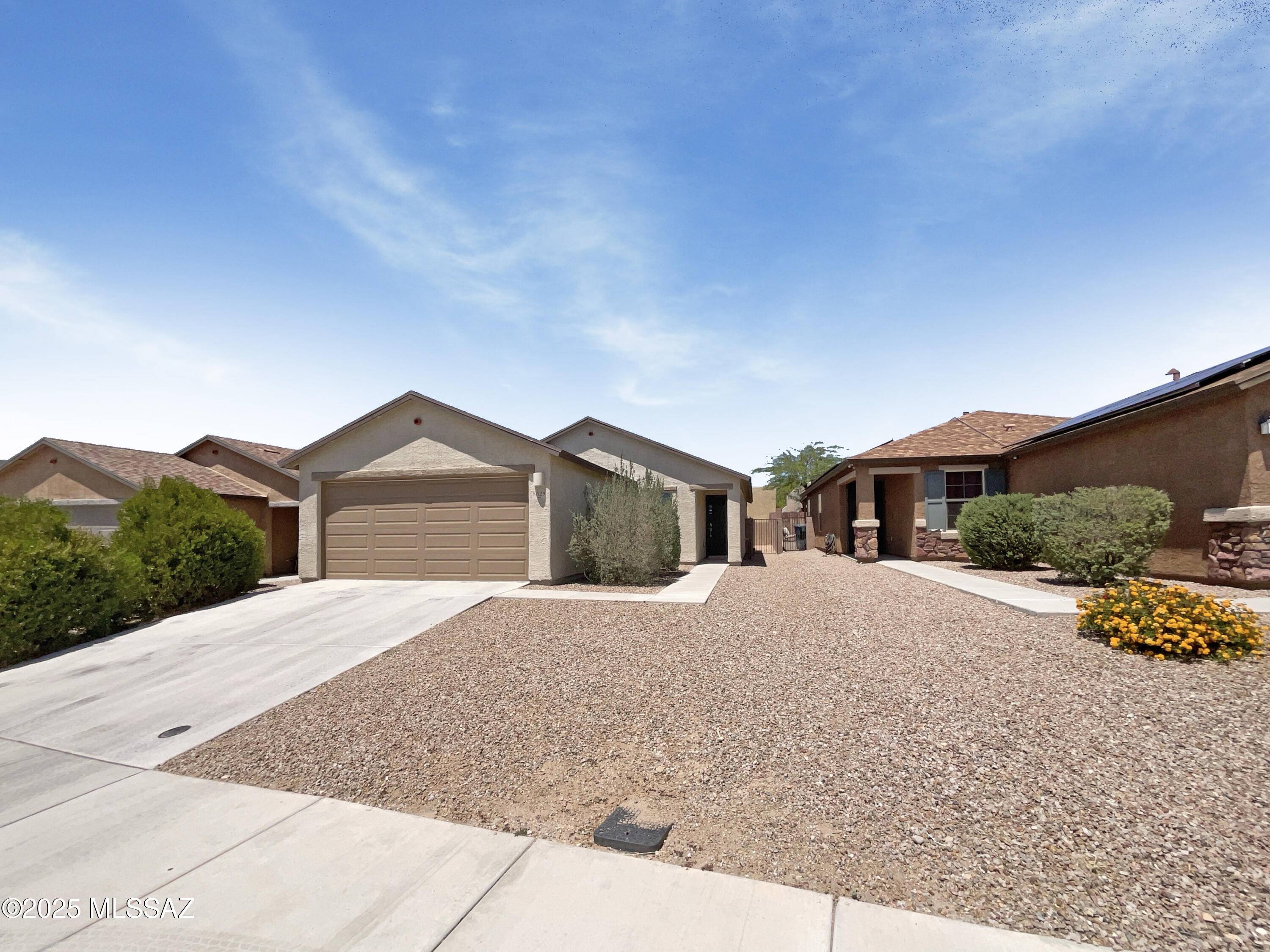 8529 E River Reserve Drive, Tucson, AZ 85710