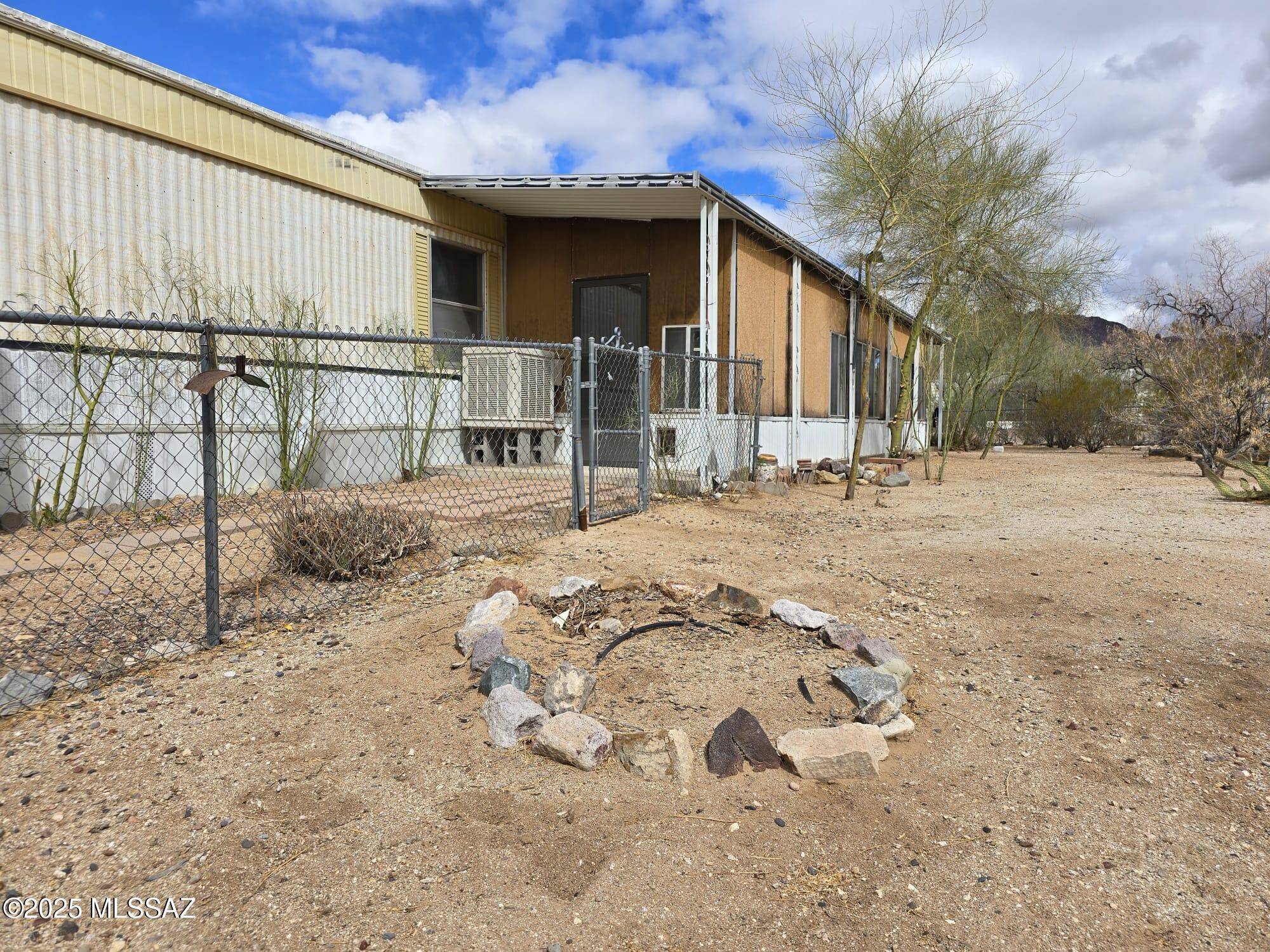 Tucson, AZ 85735,6511 W Dana Drive #13