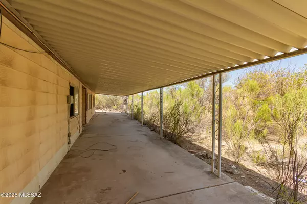 Tucson, AZ 85739,15415 N Columbus Boulevard