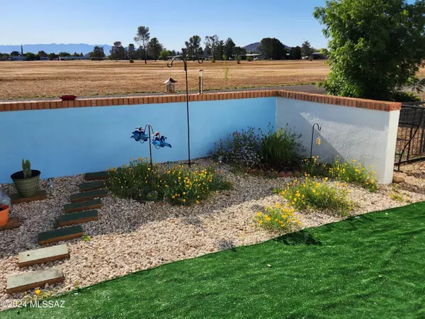 Pearce, AZ 85625,229 N Tracy Road