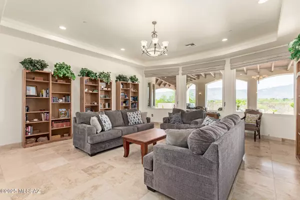 Vail, AZ 85641,9440 S Old Soldier Trail