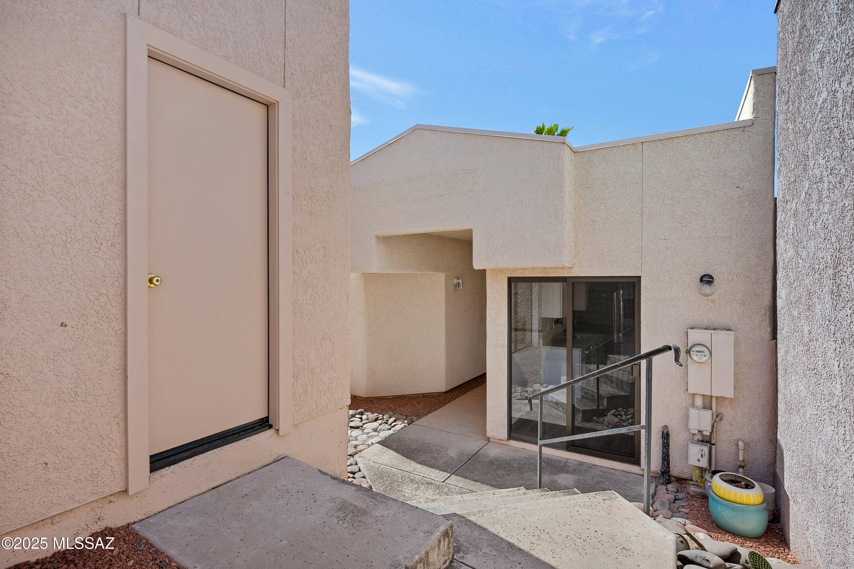 Tucson, AZ 85750,4996 N Valle Road