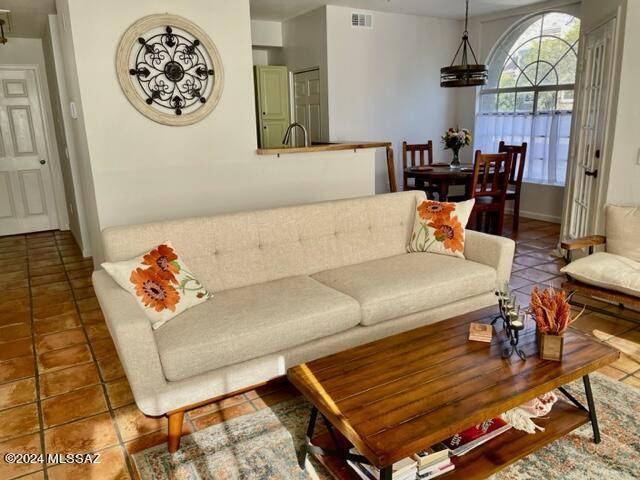 Oro Valley, AZ 85737,1500 E Pusch Wilderness Drive #2208