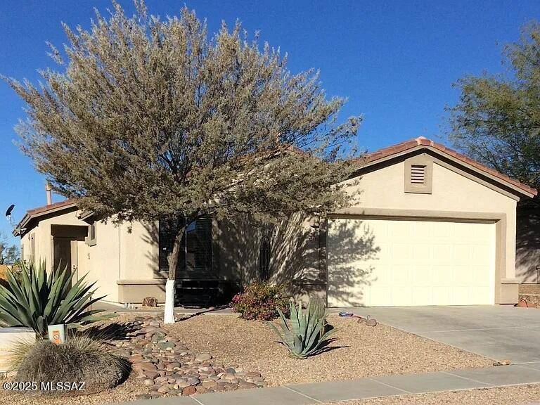 12445 N Crimson Vista Drive, Marana, AZ 85658