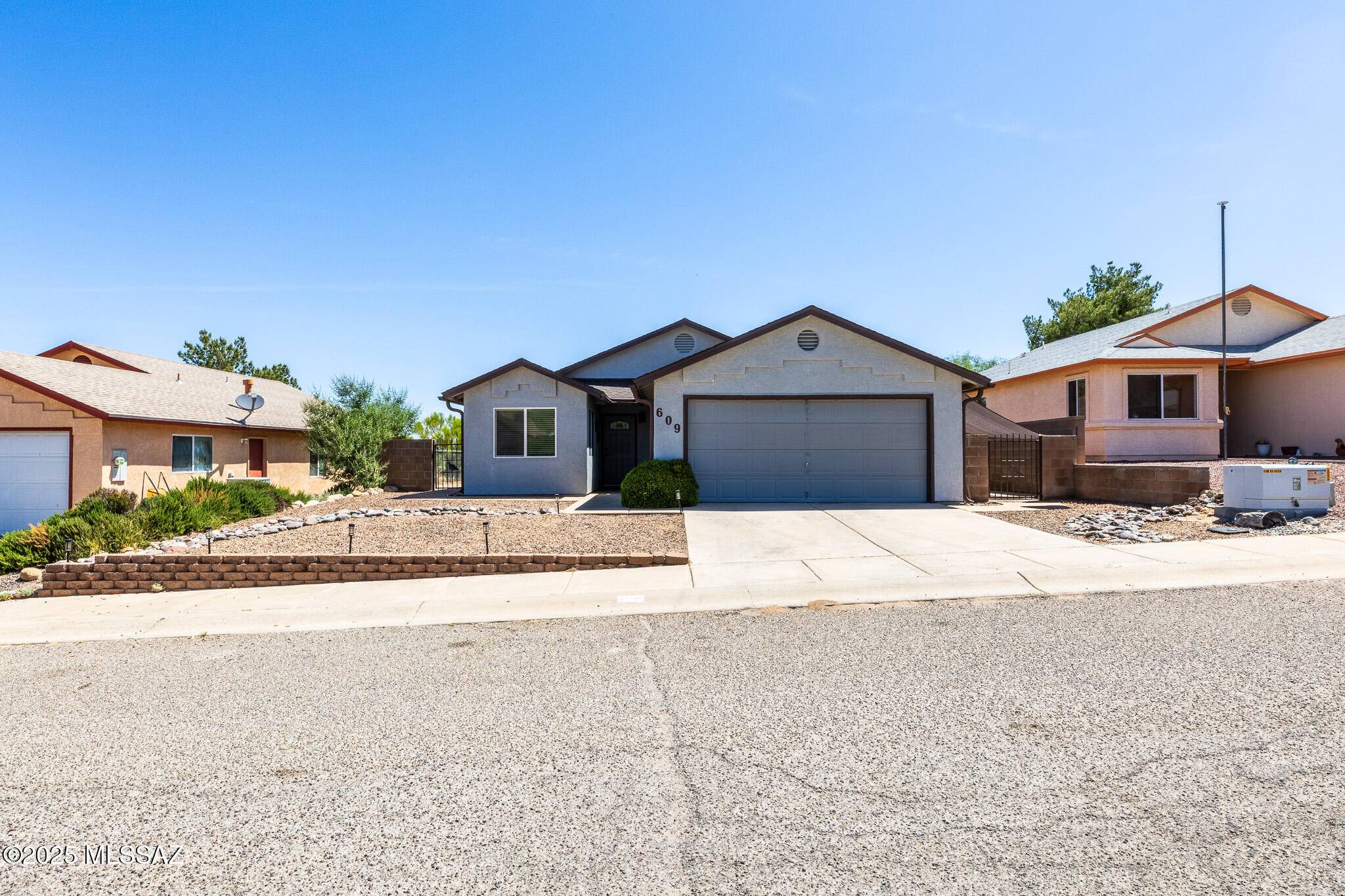 Benson, AZ 85602,609 S Mesquite Street