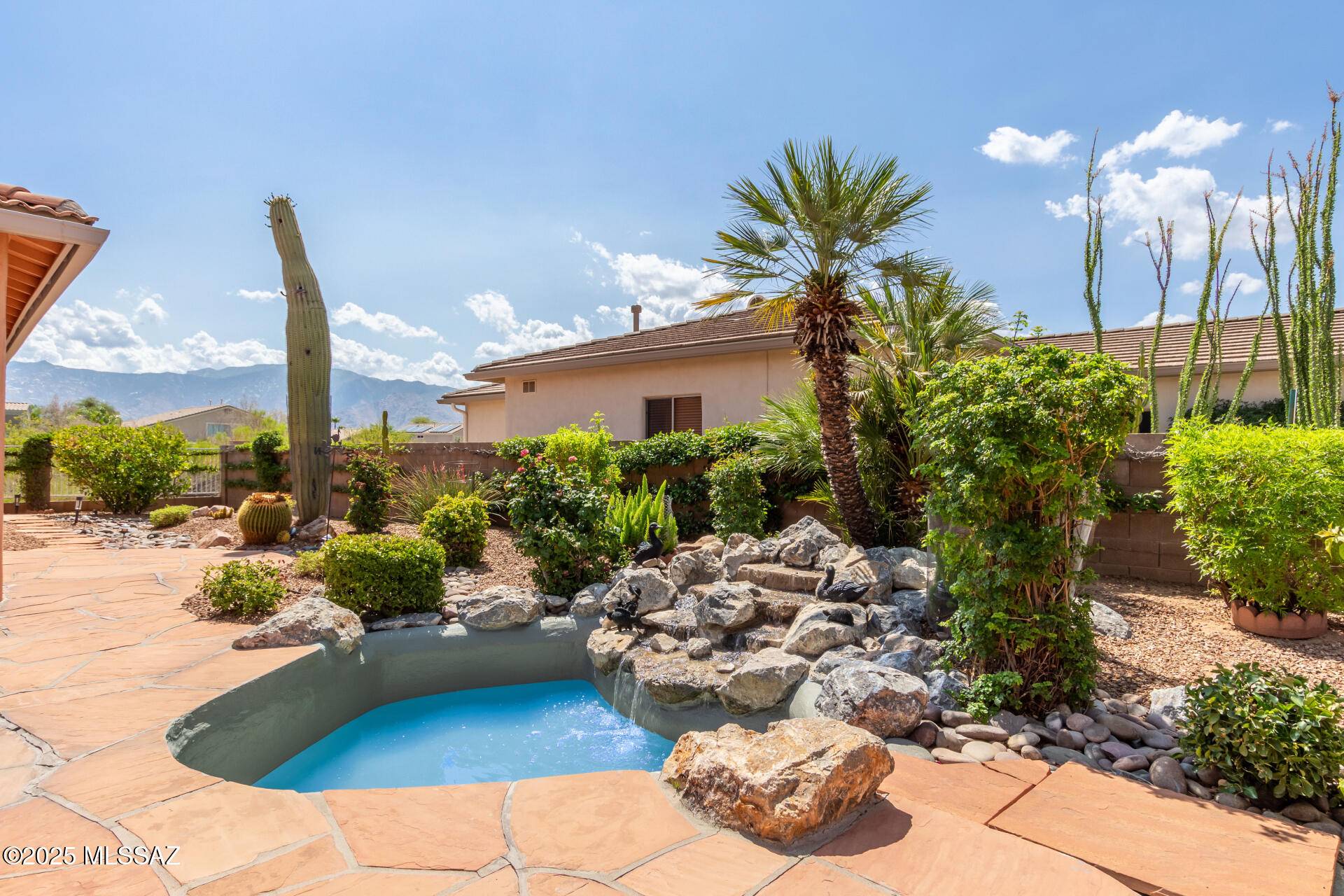 Oro Valley, AZ 85755,13066 Eagleview Drive