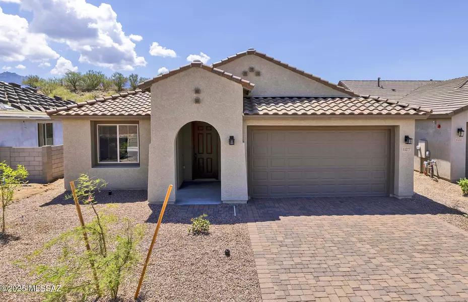 13278 N Nepheline Way, Oro Valley, AZ 85755