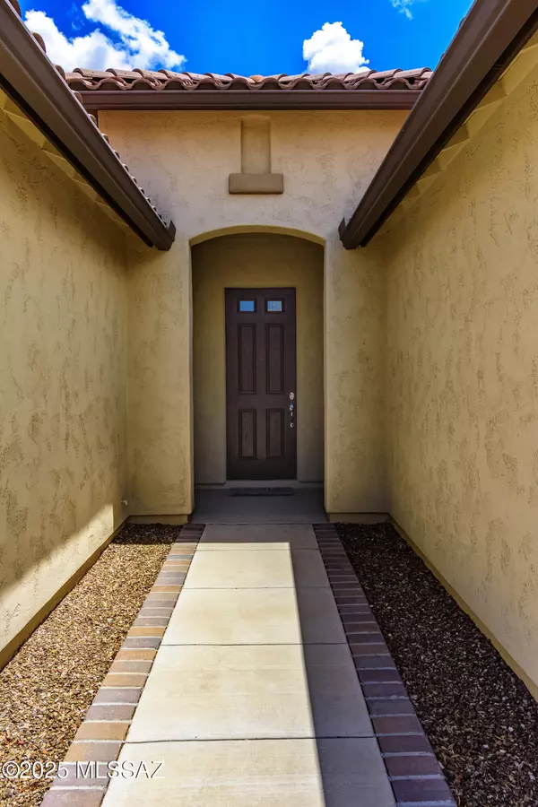 Green Valley, AZ 85614,2129 E Madera Plateau Drive