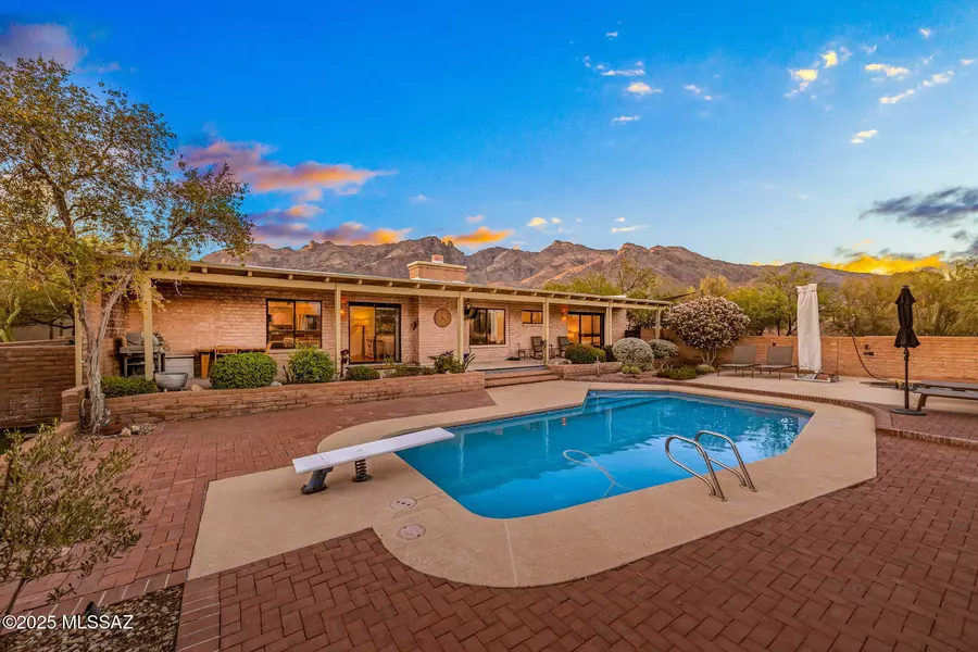 3920 E Alvernon Circle, Tucson, AZ 85718