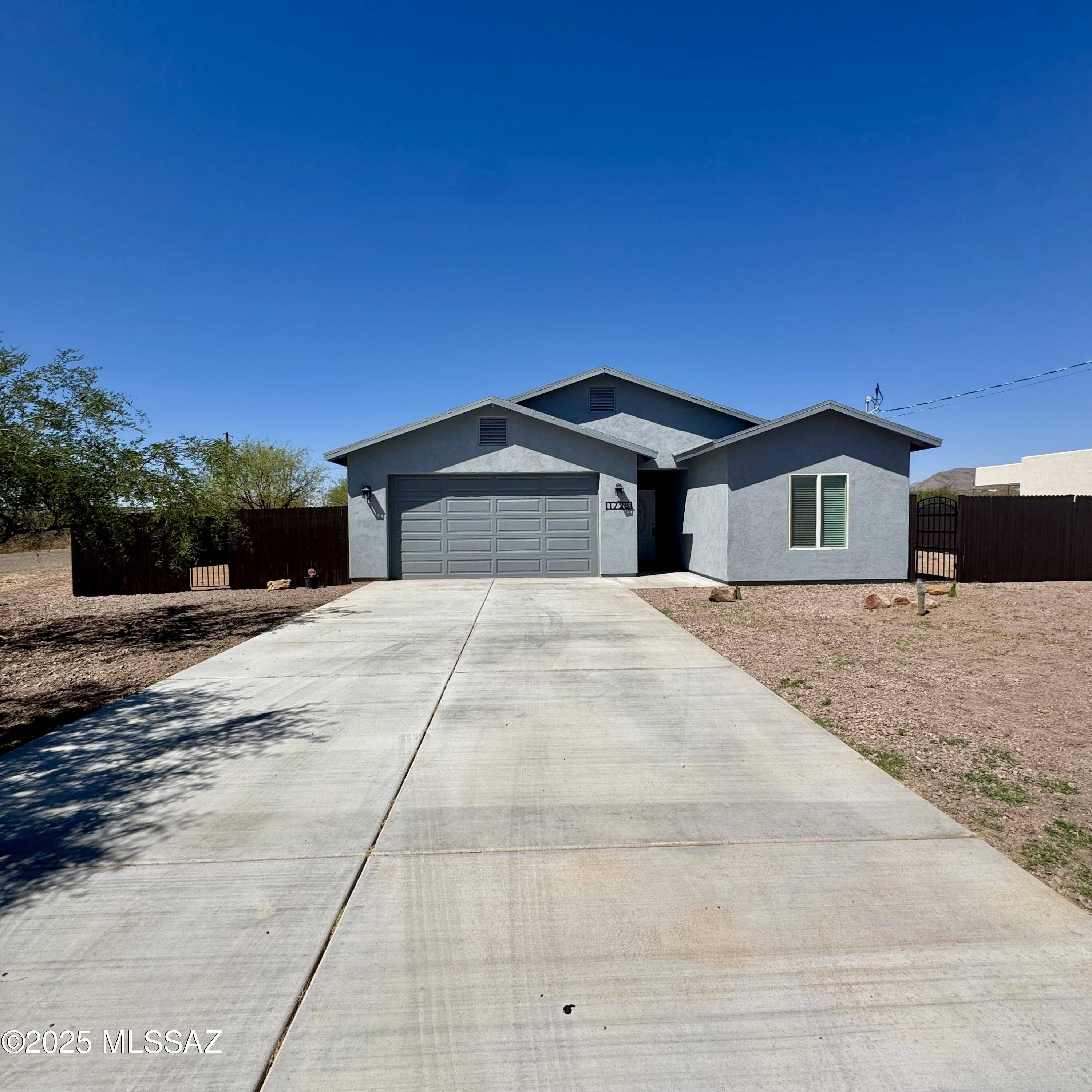 1728 Circulo Alameda, Rio Rico, AZ 85648