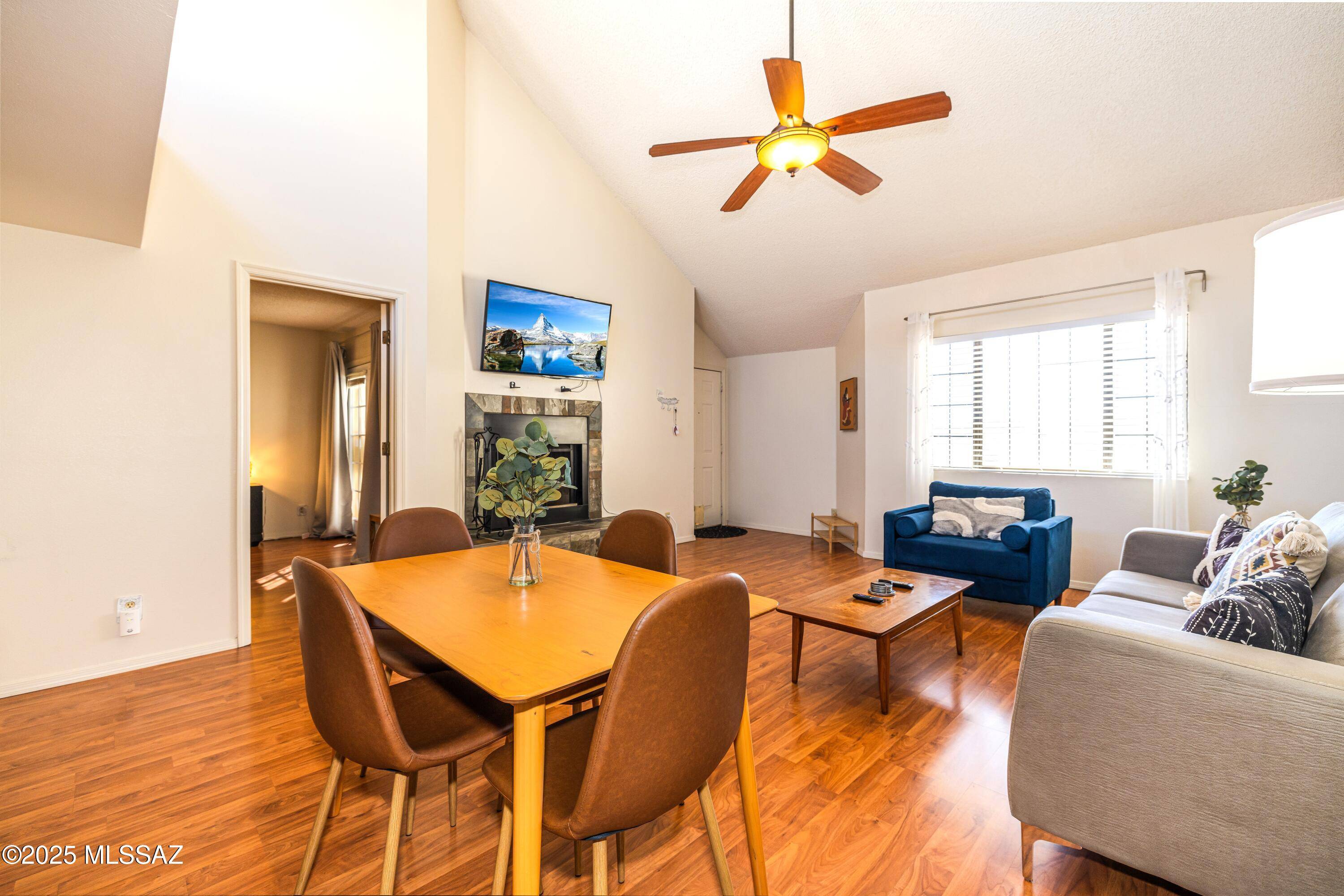 Tucson, AZ 85718,1200 E River Road #G-88