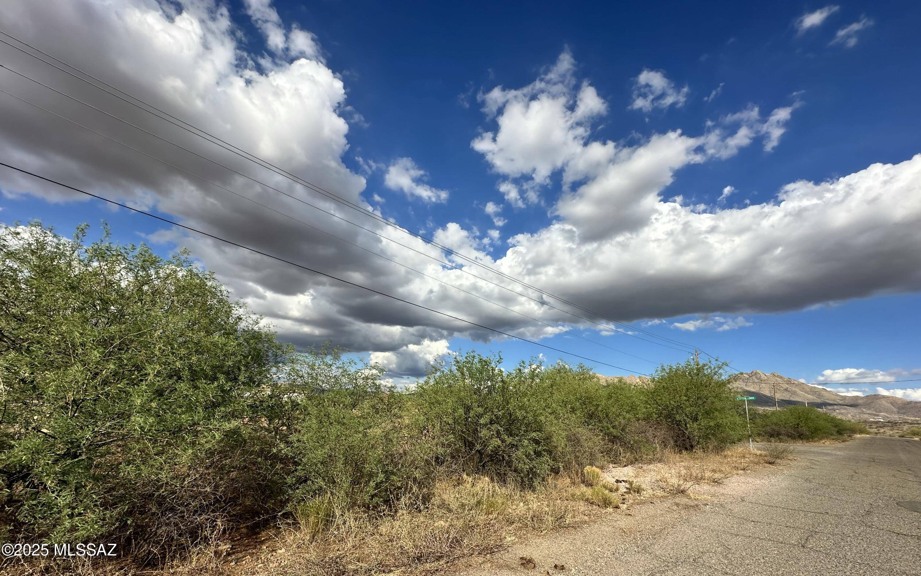100 Escocia Court #67, Rio Rico, AZ 85648