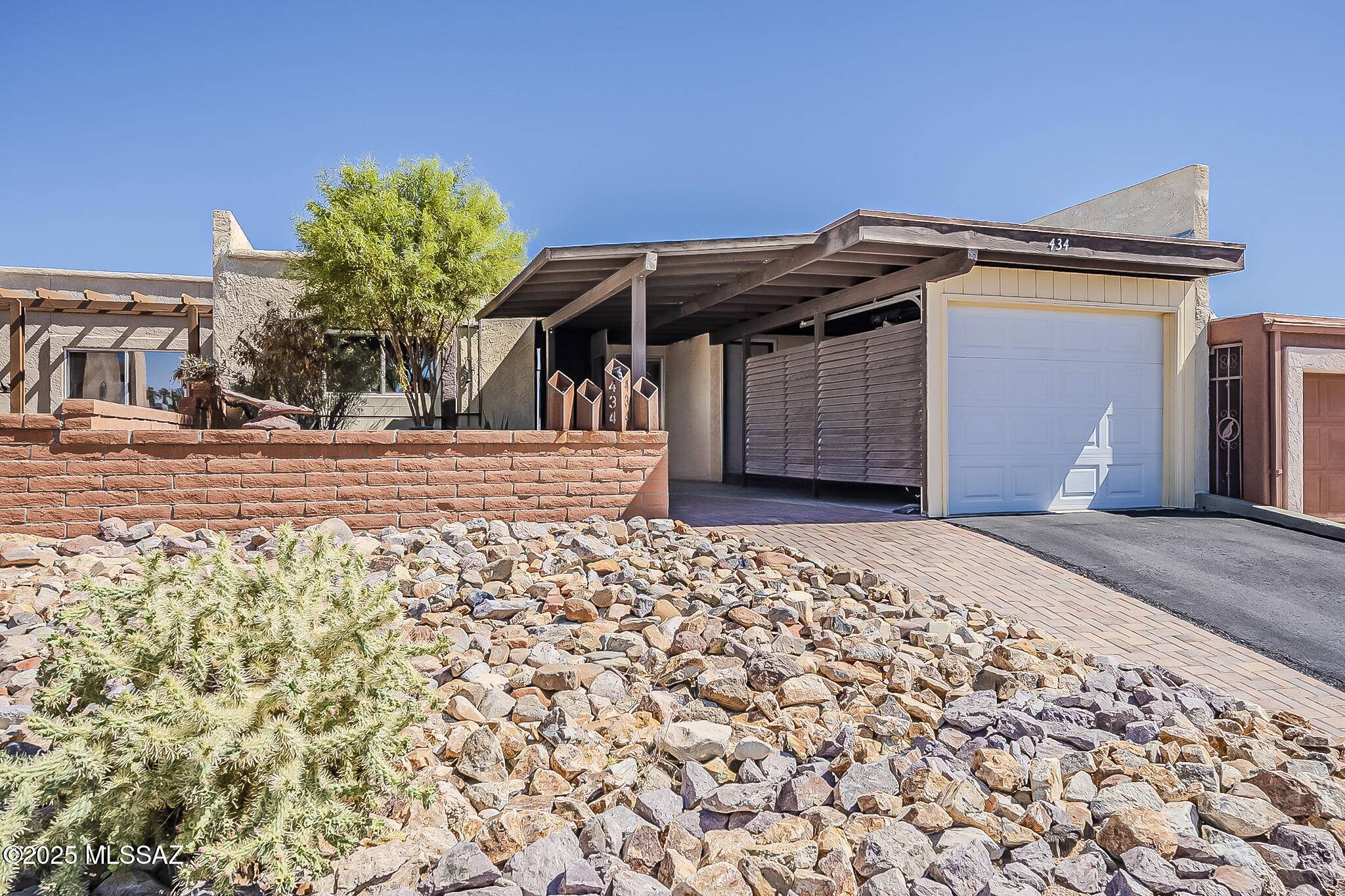 434 W San Ignacio, Green Valley, AZ 85614