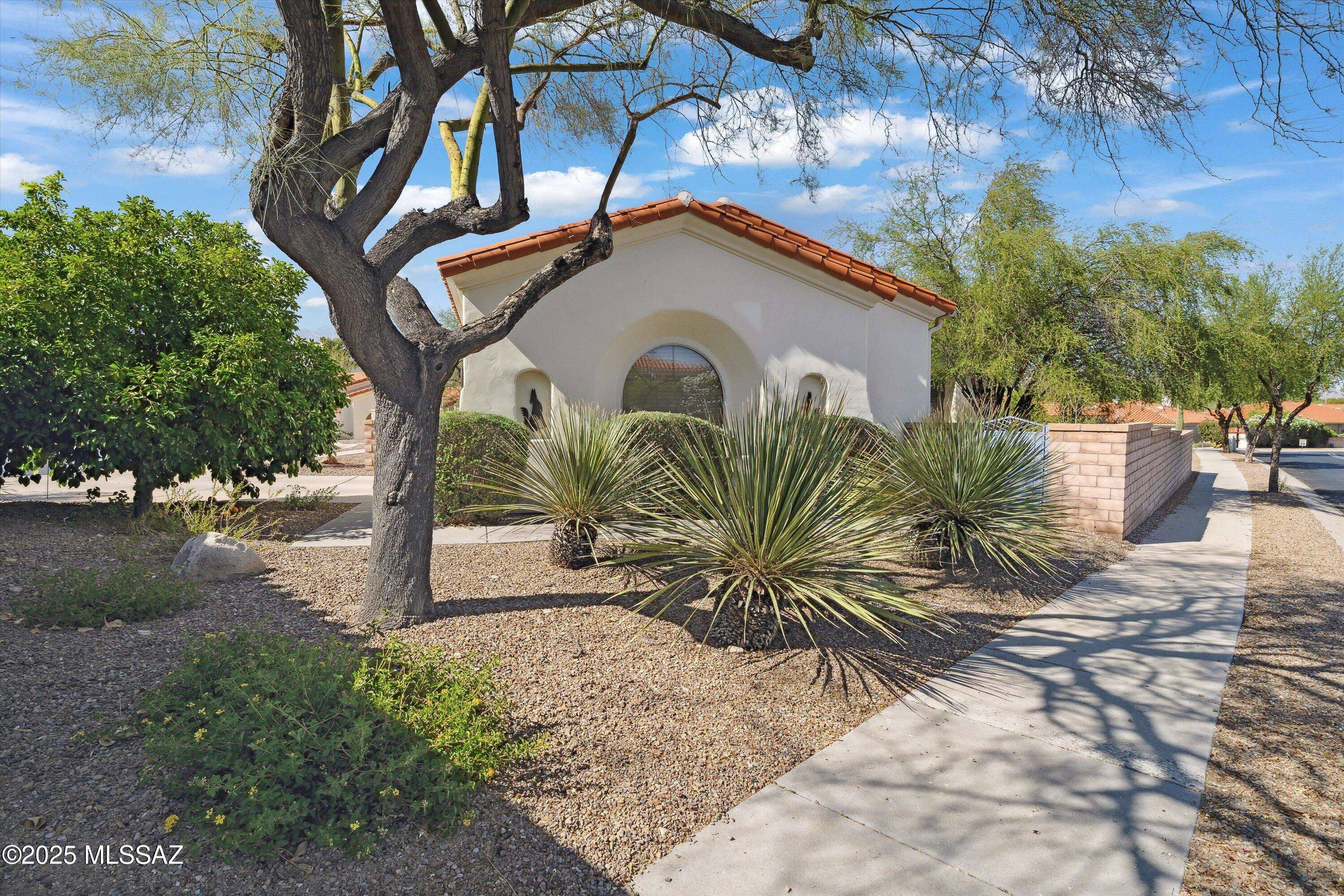 7274 E Placita Rancho La Cholla, Tucson, AZ 85715