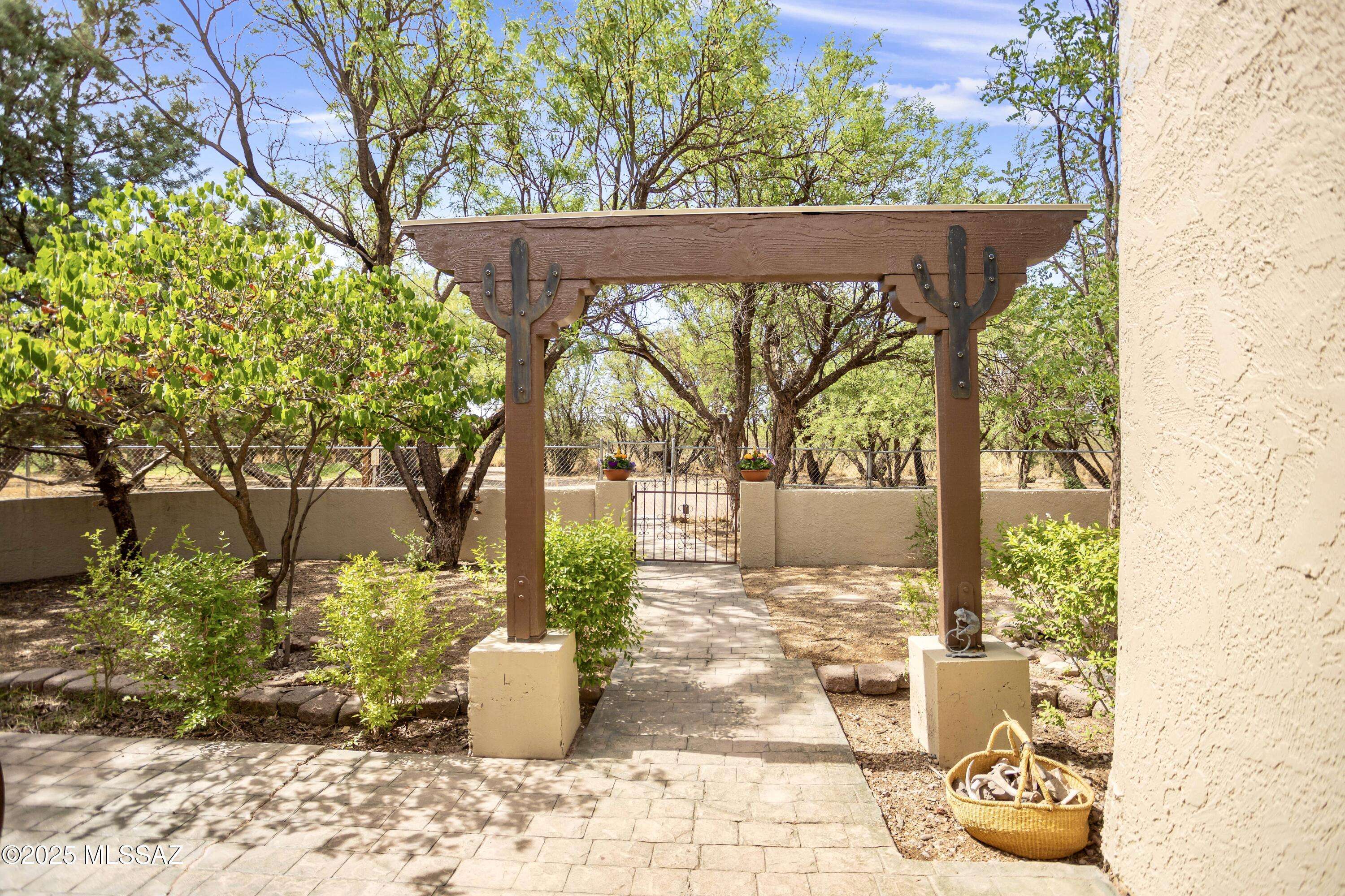 Huachuca City, AZ 85616,1366 E Cottonwood Lane