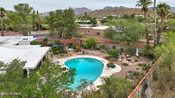 Tucson, AZ 85750,3618 N Knollwood Circle