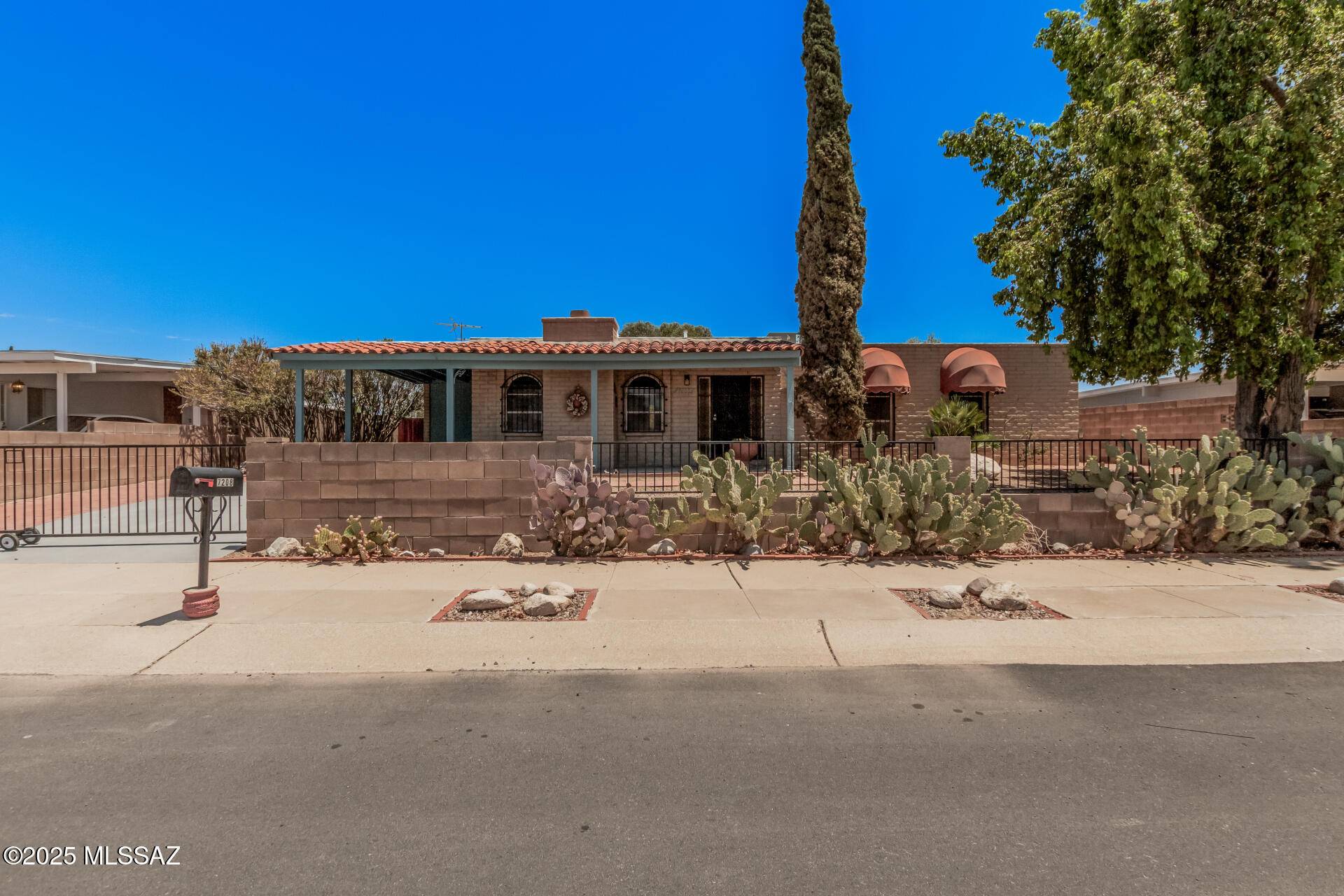 7208 E Toronto Street, Tucson, AZ 85730