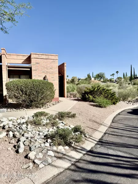 2525 S Calle Del Dante, Green Valley, AZ 85622