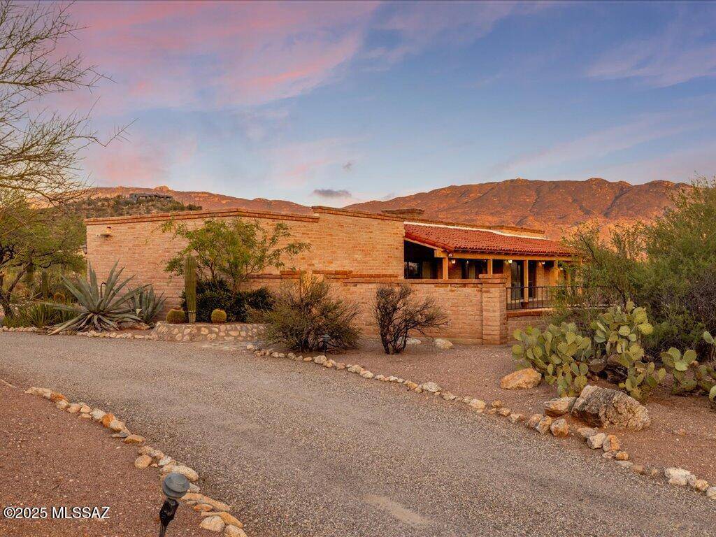 Tucson, AZ 85749,3350 N Wide Loop Drive