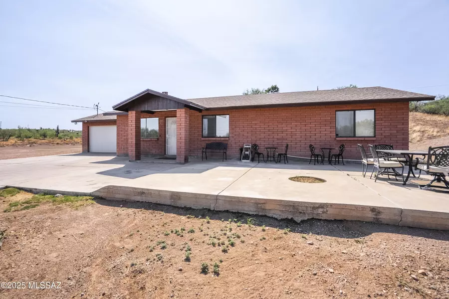 1025 Oil Court, Rio Rico, AZ 85648