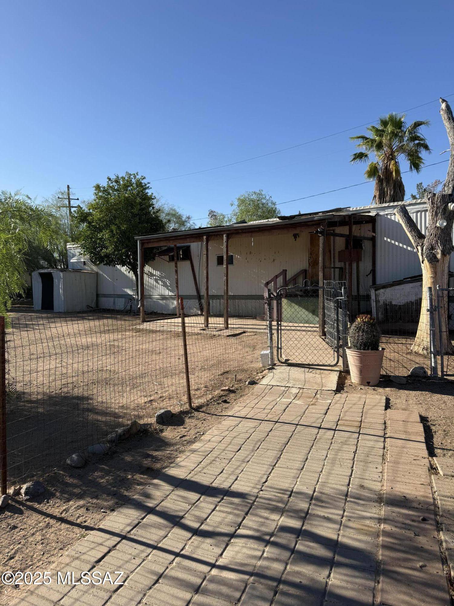 6731 W Lazy H, Tucson, AZ 85757
