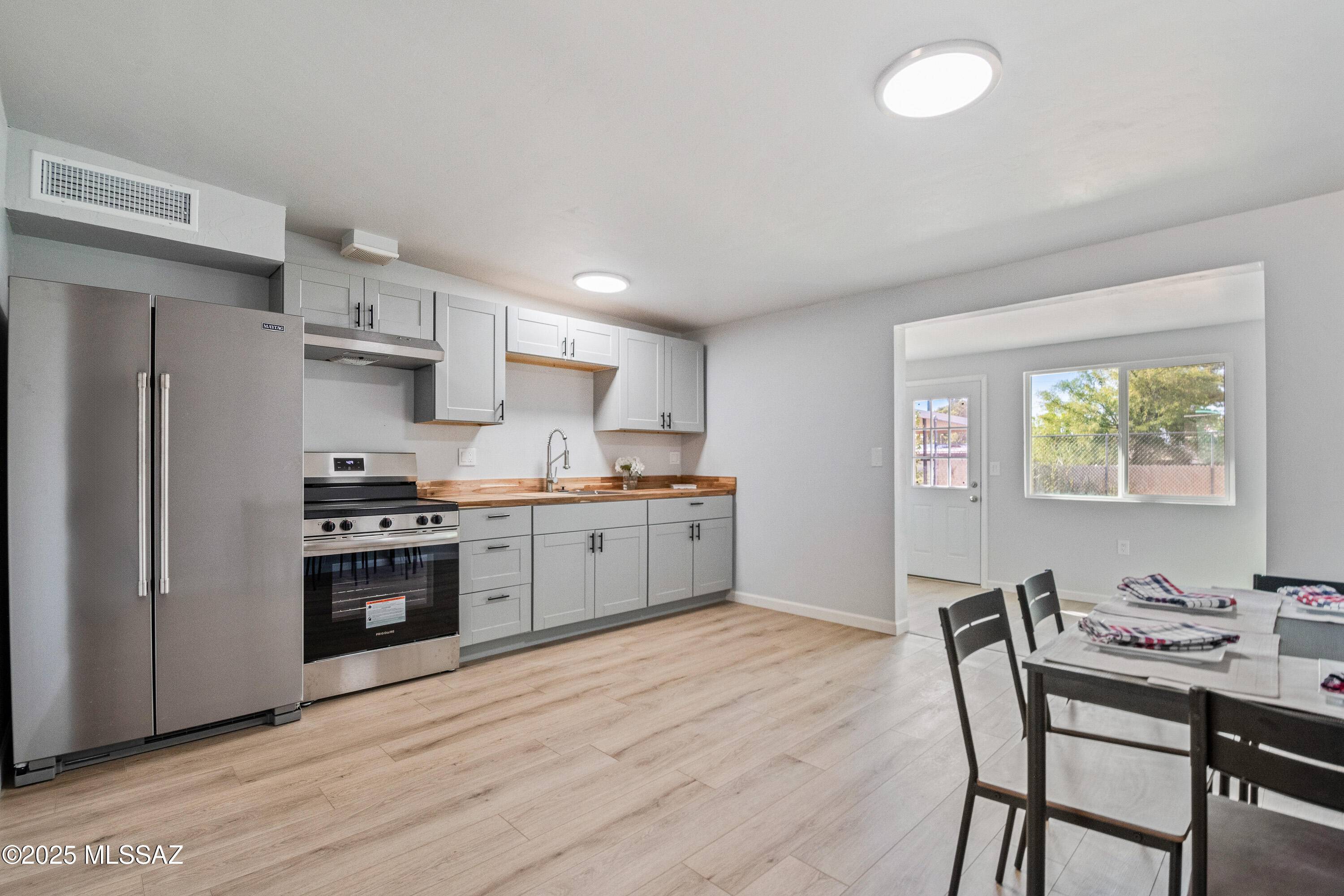 3872 S Evergreen Avenue, Tucson, AZ 85730