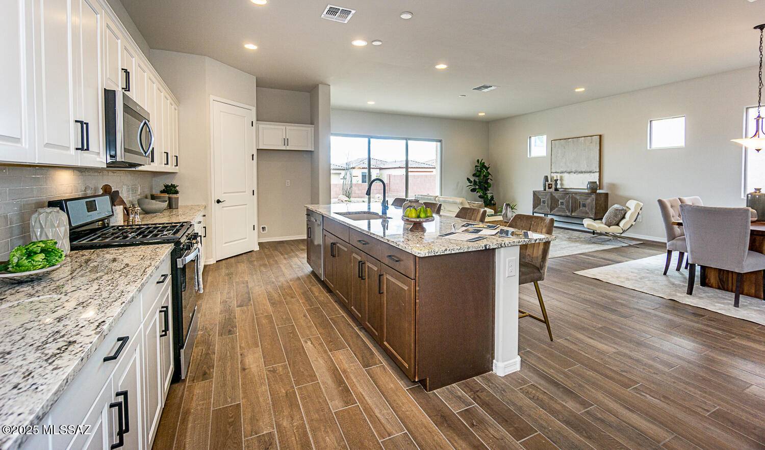 Green Valley, AZ 85614,902 N Astronomer Lane