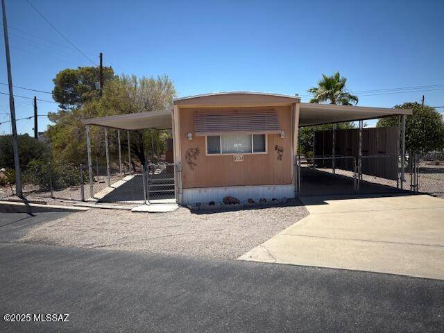 5501 W Rocking Circle Street, Tucson, AZ 85713