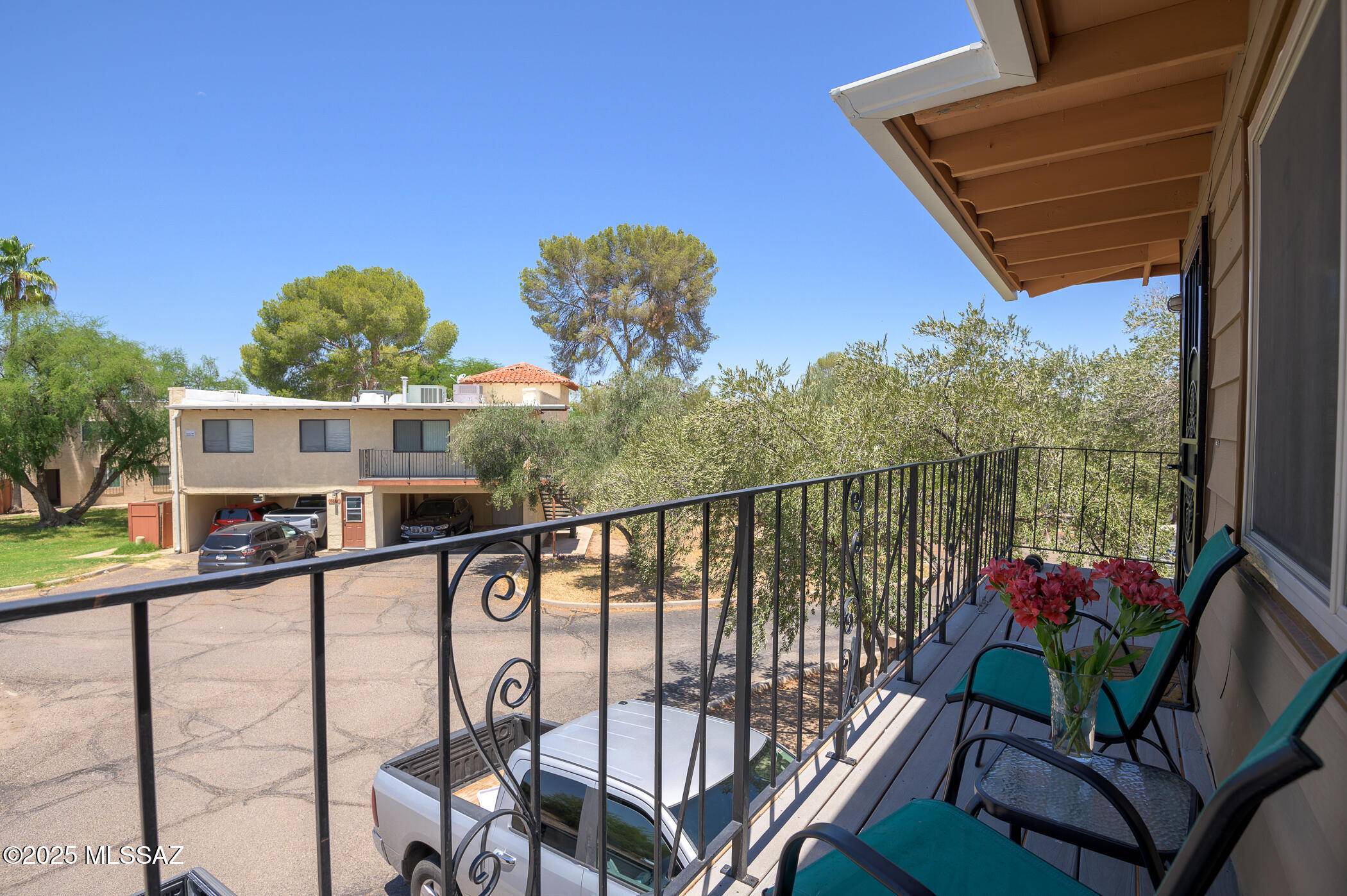 Tucson, AZ 85715,6710 E Calle La Paz  #UNIT D