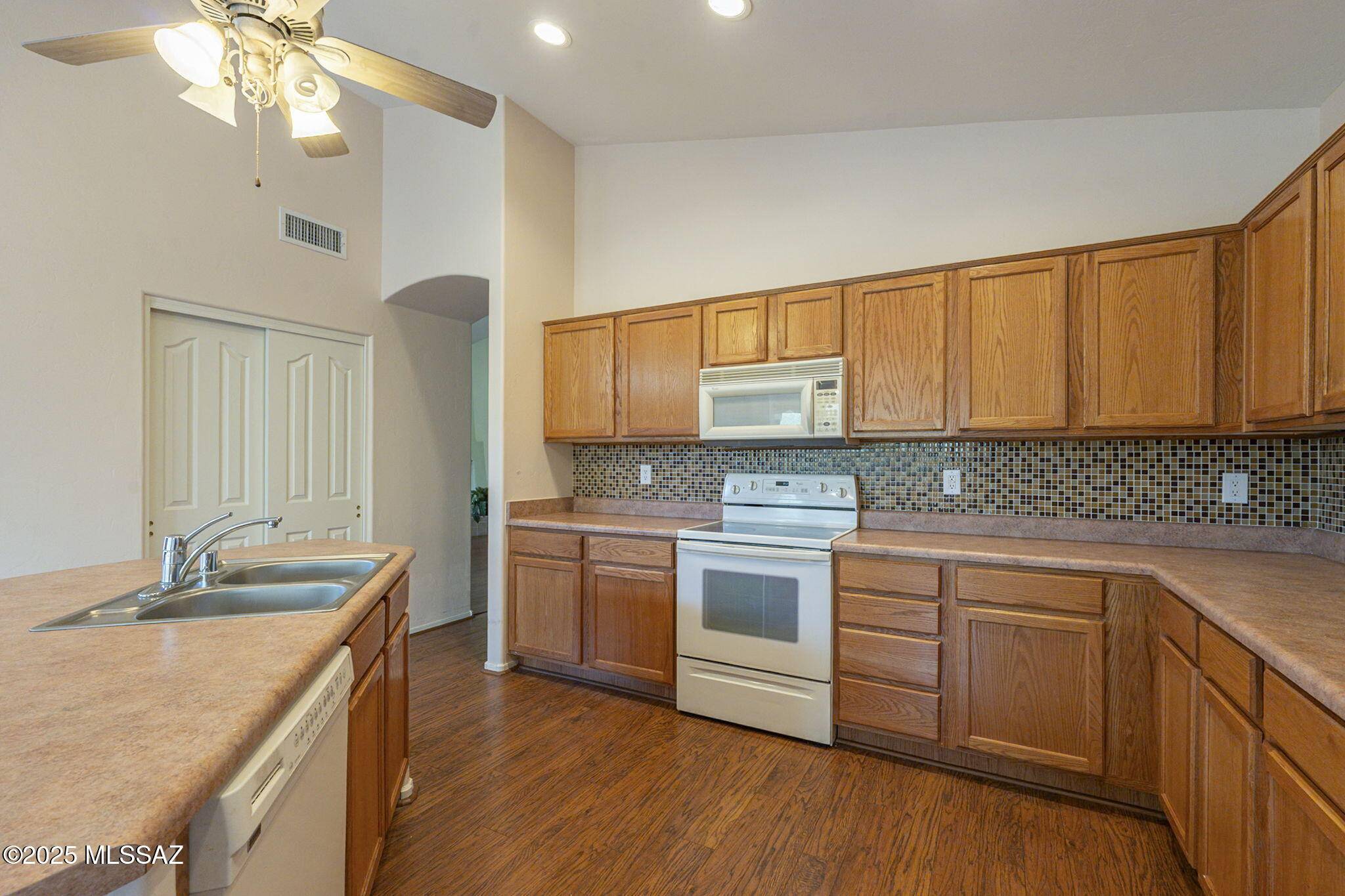 Saddlebrooke, AZ 85739,63140 E Whispering Tree Lane