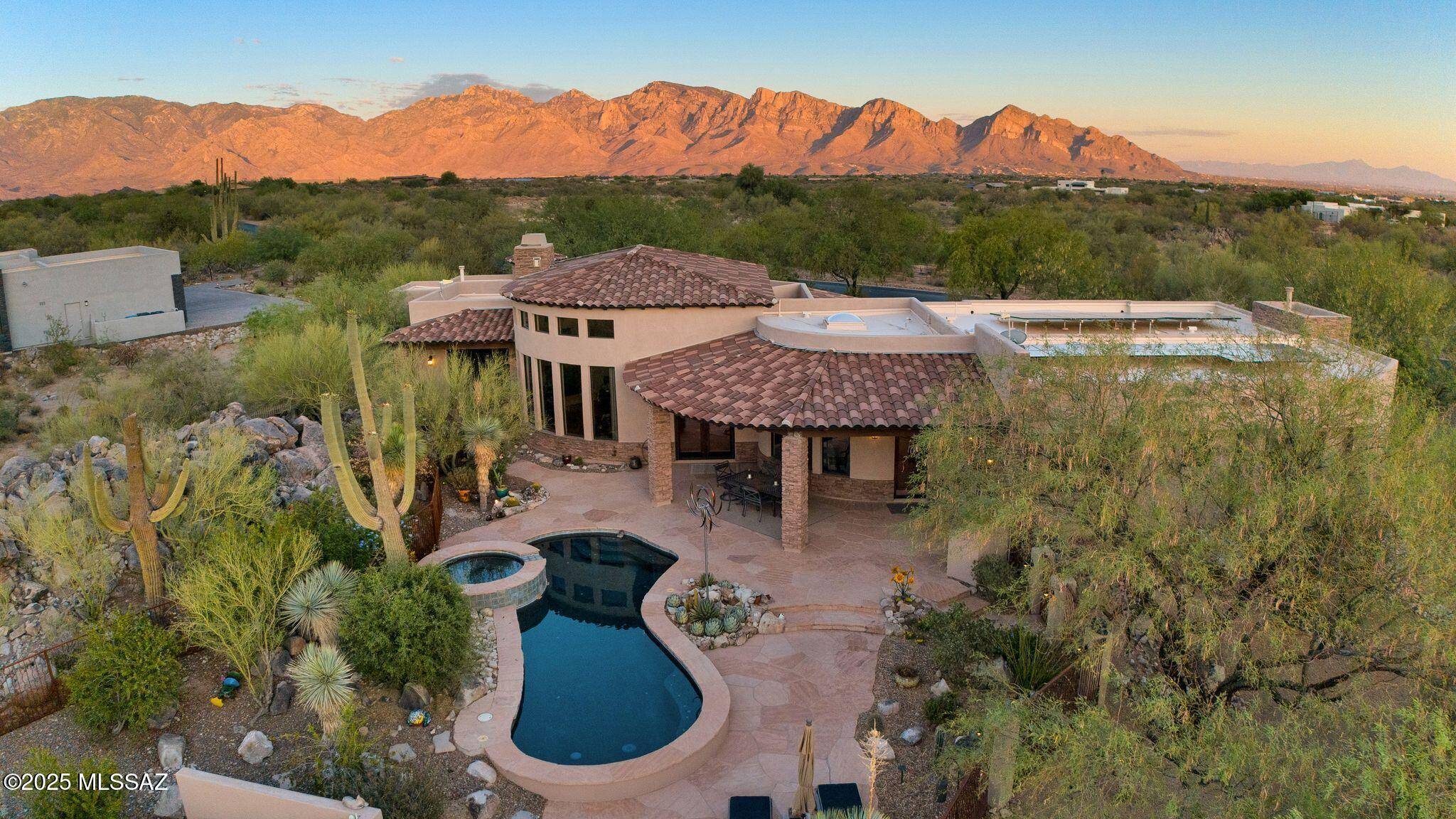 994 W Tortolita Mountain Circle, Oro Valley, AZ 85755