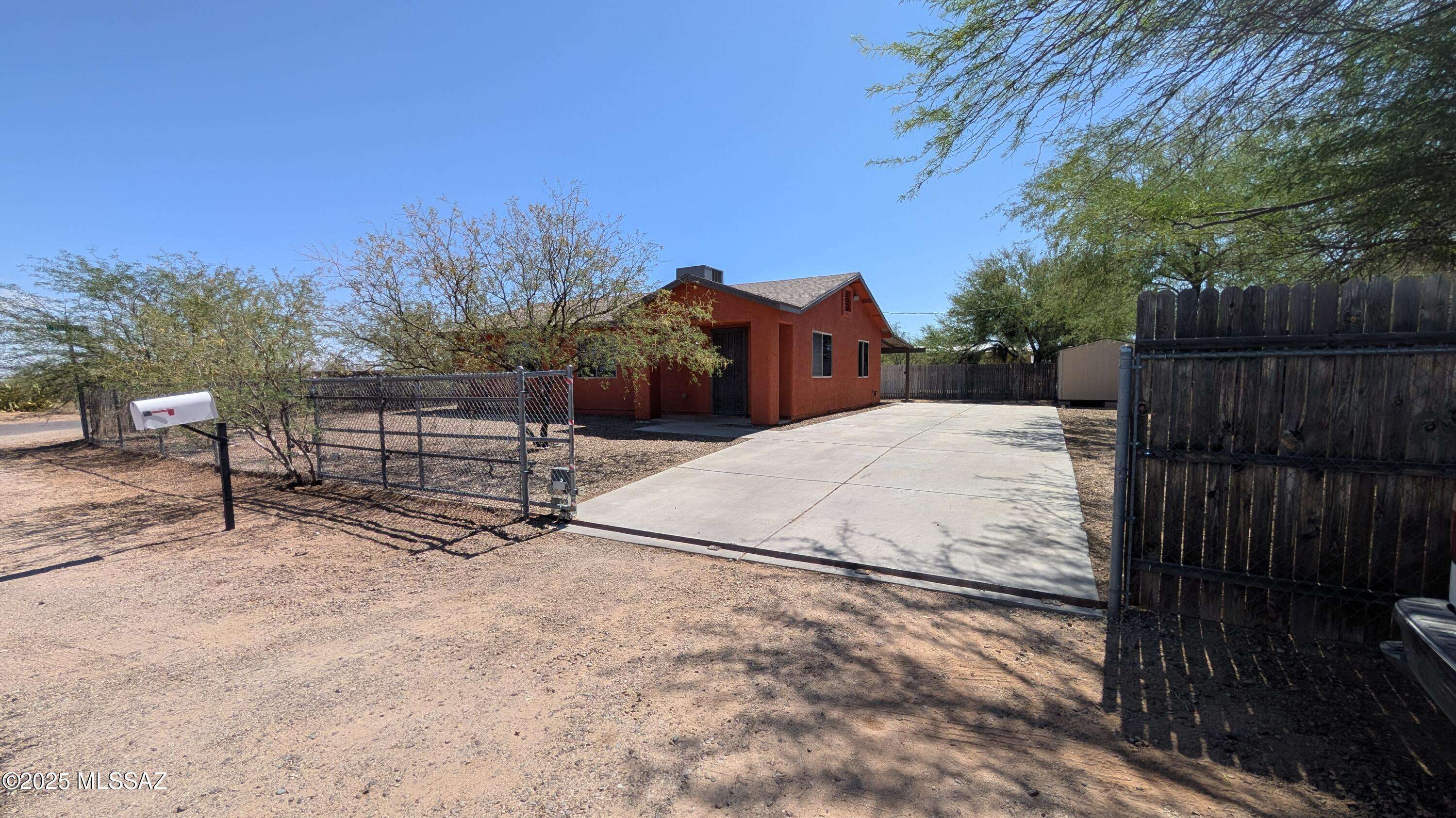 9305 S Vicki Drive, Tucson, AZ 85736