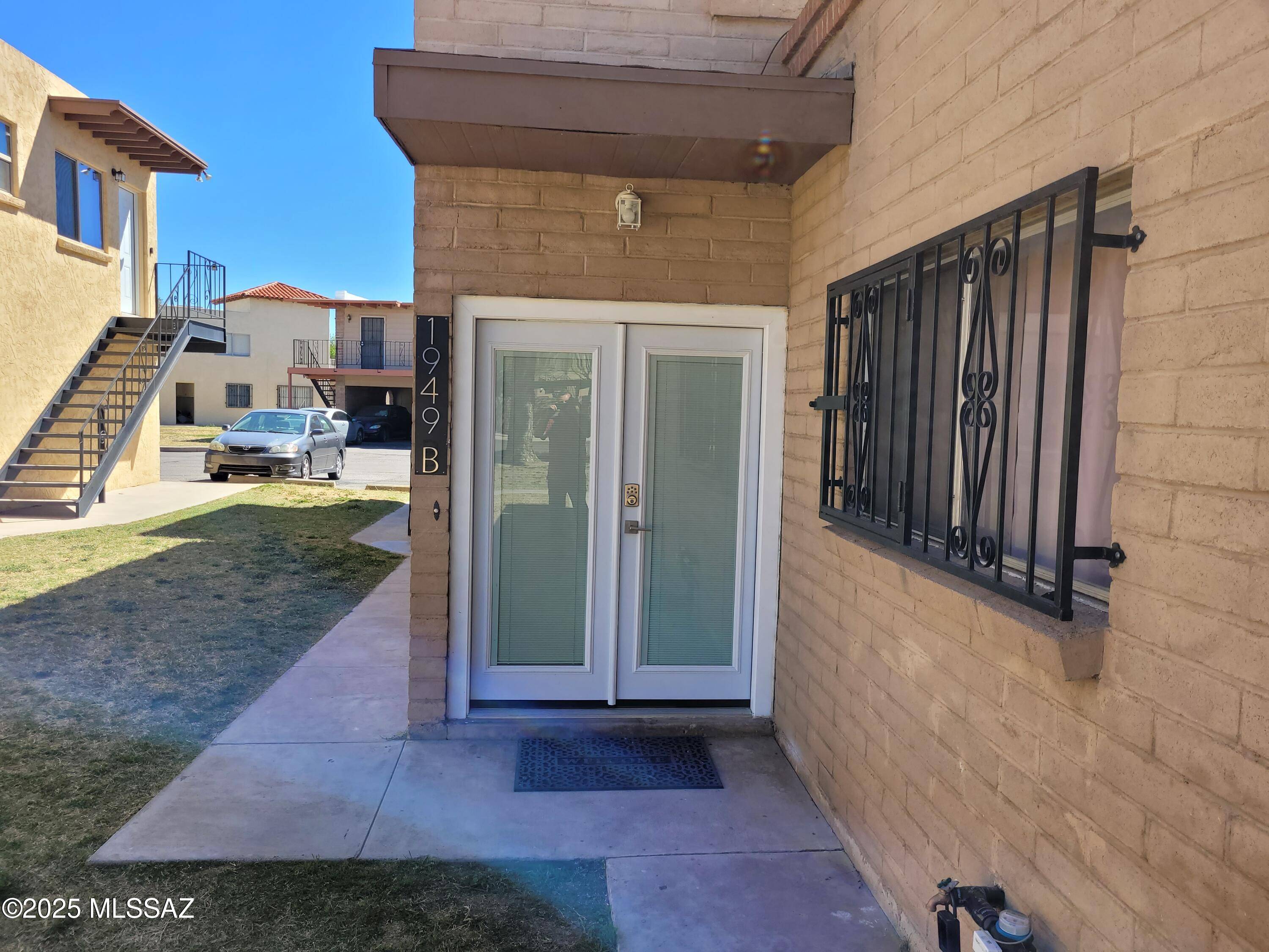 1949 N Camino Serna  #B, Tucson, AZ 85715